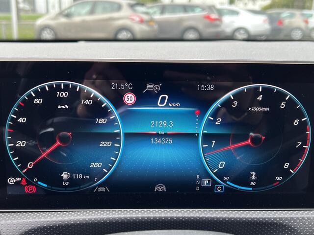 Mercedes-Benz A-KLASSE 220 4MATIC Premium Plus | Nieuw binnen | Pano | Navi | NAP