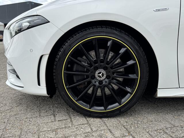 Mercedes-Benz A-KLASSE A 250 AMG Edition 1 225pk Aut. Panorama Night Pakket Burmester 19" 103dkm!!