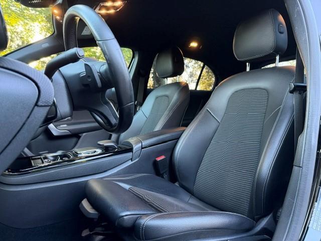 Mercedes-Benz A-KLASSE 200 Premium Plus Automaat Acarplay Stoelverwarmimg
