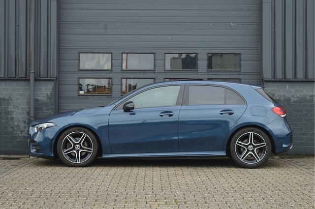 Mercedes-Benz A-KLASSE 200 Business Solution AMG Night Upgrade | PANO | CAMERA | CARPLAY |