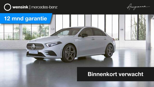 Mercedes-Benz A-KLASSE 200 Business Solution AMG | Night | Achteruitrijcamera | Sfeerverlichting | Privacybeglazing | Stoelverwarming | Apple Carplay |