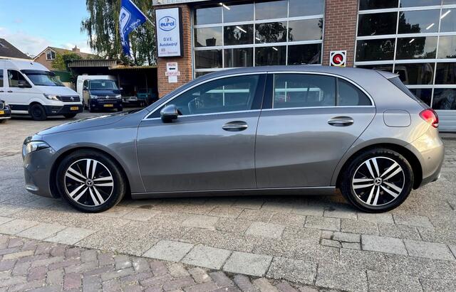 Mercedes-Benz A-KLASSE 160 BNS SOL. LUXURY LED SFEERVERL NAP NL AUTO