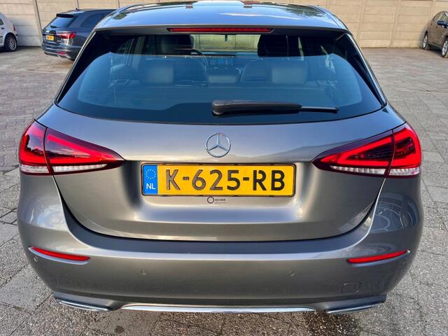 Mercedes-Benz A-KLASSE 160 BNS SOL. LUXURY LED SFEERVERL NAP NL AUTO