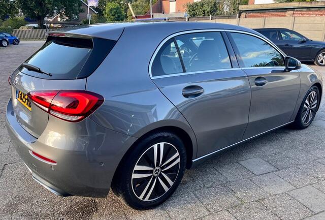 Mercedes-Benz A-KLASSE 160 BNS SOL. LUXURY LED SFEERVERL NAP NL AUTO
