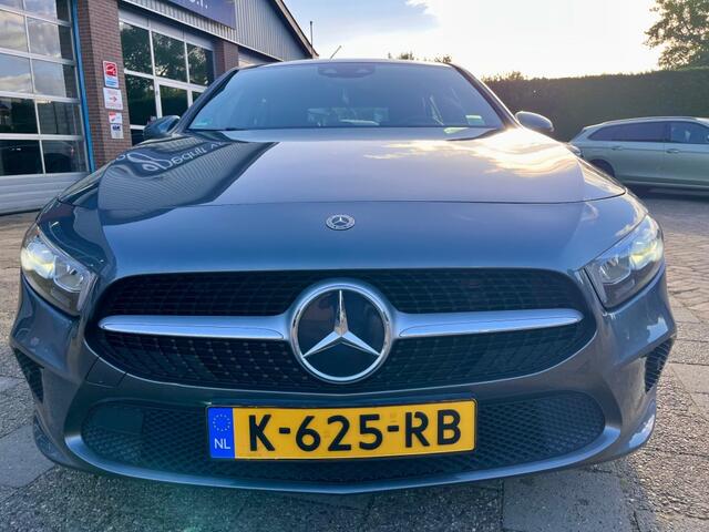 Mercedes-Benz A-KLASSE 160 BNS SOL. LUXURY LED SFEERVERL NAP NL AUTO