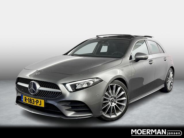 Mercedes-Benz A-KLASSE 180 Premium Plus / Pano / AMG / Camera / 19inch / Navigatie / 64.000km