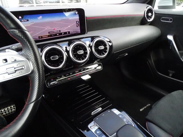 Mercedes-Benz A-KLASSE 200 Business Solution AMG | Wide Screen | High-performance LED