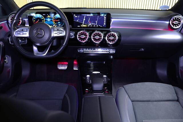Mercedes-Benz A-KLASSE 250 e Business AMG VIRTUAL NAVI CLIMA KEYLSS START SFEER CAMERA '20