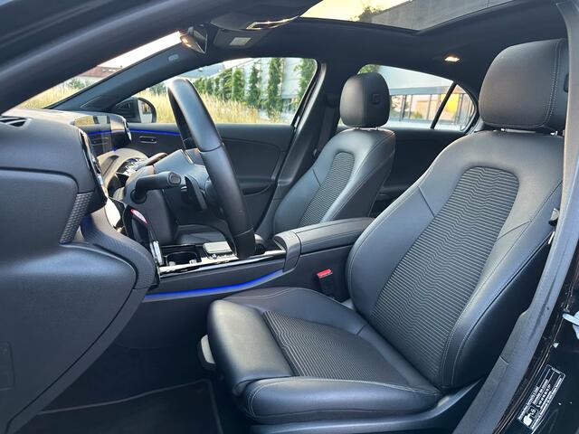 Mercedes-Benz A-KLASSE 250e ** MULTIBEAM LED, PANO, HALF-LEDER, MEMORY, VERW. ST, 18-inch LMV ** 1e EIG - UNFALLFREI ** ** INFORMEER OOK NAAR ONZE AANTREKKELIJKE FINANCIAL-LEASE TARIEVEN **