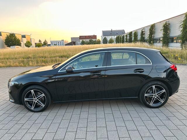 Mercedes-Benz A-KLASSE 250e ** MULTIBEAM LED, PANO, HALF-LEDER, MEMORY, VERW. ST, 18-inch LMV ** 1e EIG - UNFALLFREI ** ** INFORMEER OOK NAAR ONZE AANTREKKELIJKE FINANCIAL-LEASE TARIEVEN **