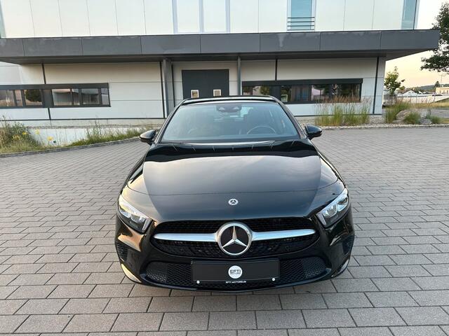 Mercedes-Benz A-KLASSE 250e ** MULTIBEAM LED, PANO, HALF-LEDER, MEMORY, VERW. ST, 18-inch LMV ** 1e EIG - UNFALLFREI ** ** INFORMEER OOK NAAR ONZE AANTREKKELIJKE FINANCIAL-LEASE TARIEVEN **