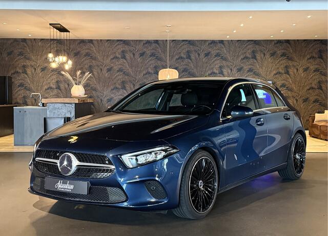 Mercedes-Benz A-KLASSE 160 I WideScreen I 19" I Camera I Sfeerverlichting