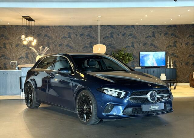 Mercedes-Benz A-KLASSE 160 I WideScreen I 19" I Camera I Sfeerverlichting