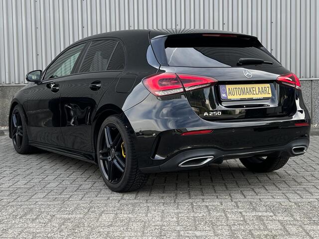Mercedes-Benz A-KLASSE 250 Premium Plus AMG NIGHT LANE NAVI