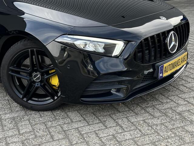 Mercedes-Benz A-KLASSE 250 Premium Plus AMG NIGHT LANE NAVI