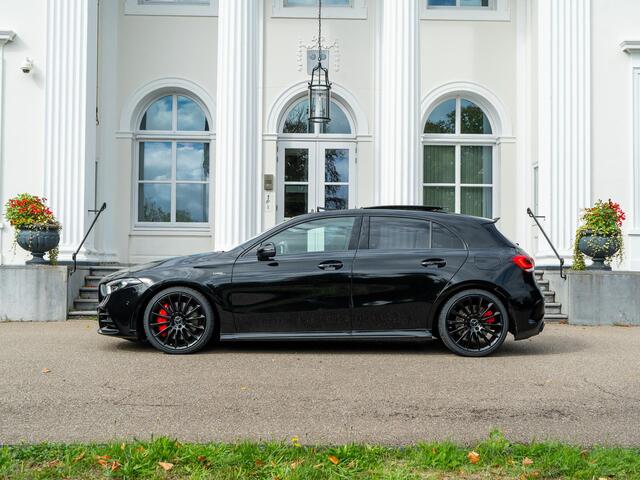 Mercedes-Benz A-KLASSE AMG 35 4MATIC Premium | Pano | Kuipstoelen | Head-up | Head-up | Burmeister |