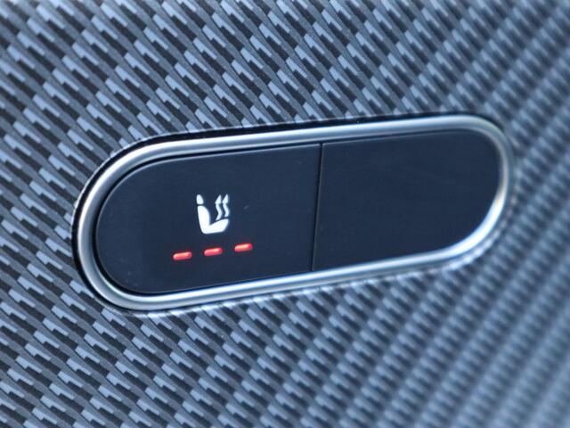 Mercedes-Benz A-KLASSE 180 Star Edition Luxury Line l Keyless l Achteruitrij camera l Stoelverwarming