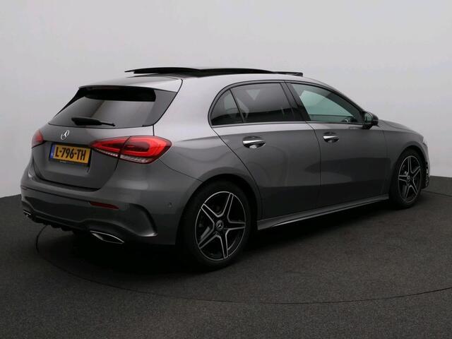 Mercedes-Benz A-KLASSE 180 Business Solution AMG AMG Line | Night Pakket | Panorama Schuif-Kanteldak | Sfeerverlichting | Stoelverwarming | Ledkoplampen. Inclusief 24 maanden Mercedes-Benz Certified garantie voor Europa.