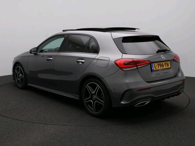 Mercedes-Benz A-KLASSE 180 Business Solution AMG AMG Line | Night Pakket | Panorama Schuif-Kanteldak | Sfeerverlichting | Stoelverwarming | Ledkoplampen. Inclusief 24 maanden Mercedes-Benz Certified garantie voor Europa.