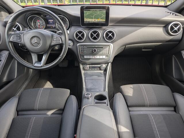 Mercedes-Benz A-KLASSE 200 A200 156PK | Trekhaak | Navi | Camera | PDC | Half leer | Cruise | Climate Control