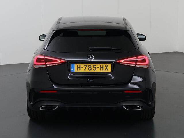 Mercedes-Benz A-KLASSE 180 Business Solution AMG | Achteruitrijcamera | Stoelverwarming | High Perfomance Led koplampen |
