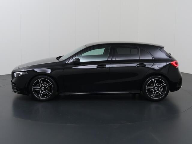 Mercedes-Benz A-KLASSE 180 Business Solution AMG | Achteruitrijcamera | Stoelverwarming | High Perfomance Led koplampen |