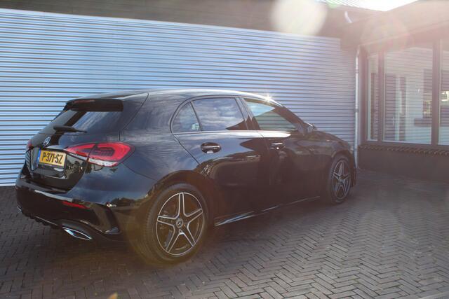 Mercedes-Benz A-KLASSE 180 Business Solution AMG night sfeer licht