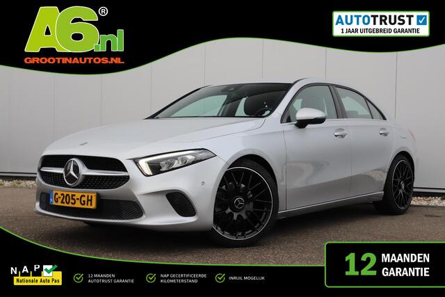 Mercedes-Benz A-KLASSE 200 Business Solution Automaat Half Leder Full LED Sportstoelen Widescreen Carplay Android Navigatie Achteruitrijcamera Clima Cruise 19 inch AMG Look Velgen Nieuwe Banden! Stoelverwarming