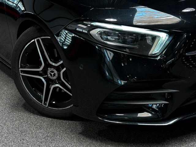 Mercedes-Benz A-KLASSE A200 AMG Memory|Multibeam|Panorama|Sfeerlicht|Camera|Carplay|Keyless