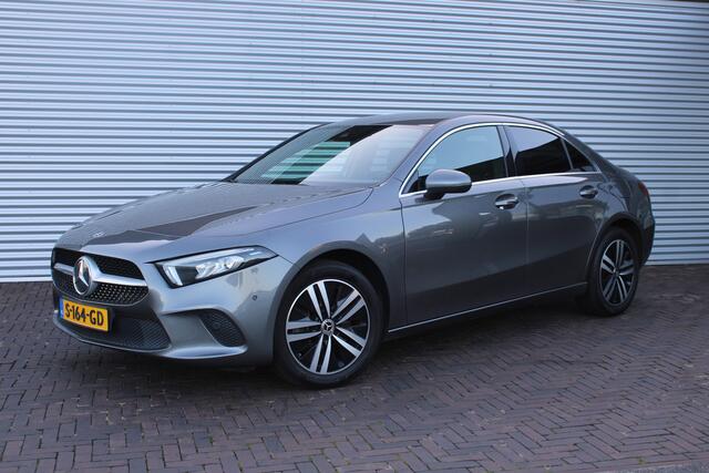 Mercedes-Benz A-KLASSE 250 e Luxury Line