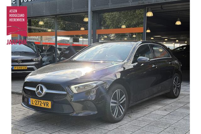Mercedes-Benz A-KLASSE BWJ 2021 | 250 e 161PK Bus Solution Luxury Lim. | PANO DAK | LEER | TREKHAAK | AMBIENT PAKKET | 2 X STOEL GEHEUGEN | CLIMA | NAVI | PDC 2X | FULL LED | STOELVERW | CRUISE |