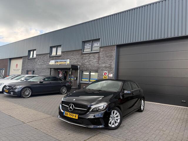 Mercedes-Benz A-KLASSE 180 Business Solution | 1E EIGENAAR | 3/6/12 MND GARANTIE | LED | CRUISE | CAMERA | STOELVERW. | BLUETOOTH |