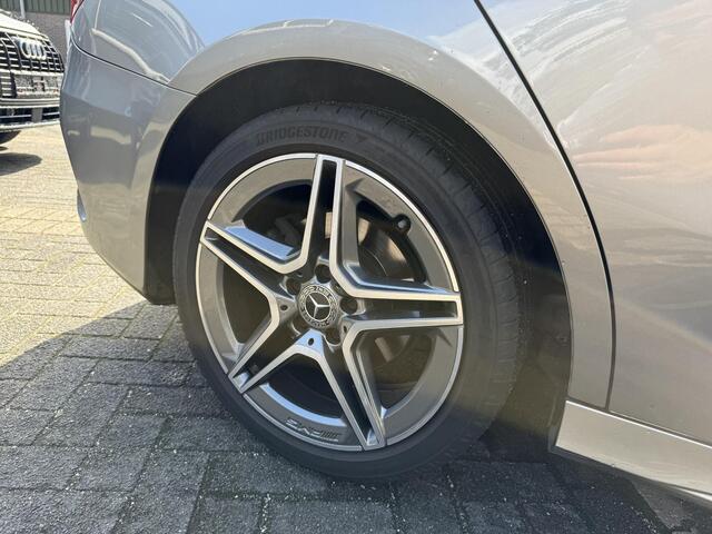 Mercedes-Benz A-KLASSE 200 Business Solution VAN: € 26.900- VOOR: € 24.877,- UW HERFSTVOORDEEL: € 2.023,-| ORIG. NL NAP 2E EIG.| 58.000KM!| GLASCOATING| WIDESCREEN| CAMERA| RECENT ONDERHOUD GEHAD, DIRECT LEVERBAAR| AMG | APPLE CARPLAY/ ANDROID AUTO| DODE HOEK SENSOR|