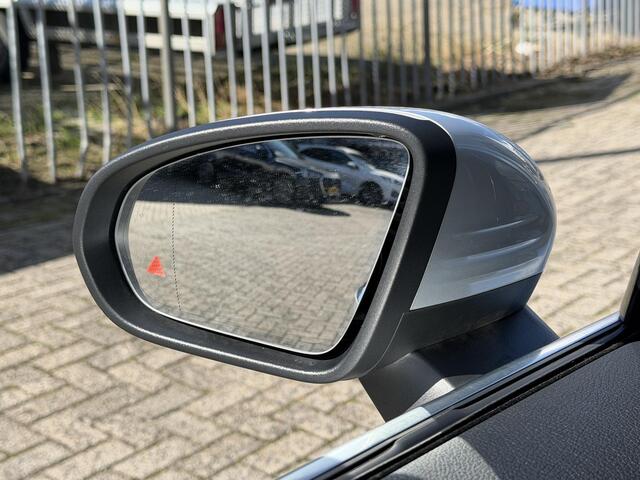 Mercedes-Benz A-KLASSE 250 e Business Solution Luxury Limited 17"/Panoramadak/Leder + memory/Stoelverwarming/Camera/Dodehoek/Keyless/Matrix LED