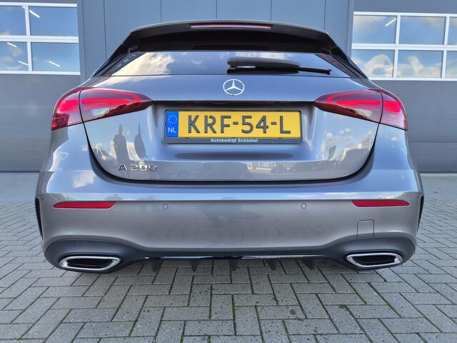 Mercedes-Benz A-KLASSE 200 AMG Line,Keyless Go,Pano,Camera,Sfeerverlichting,Enz