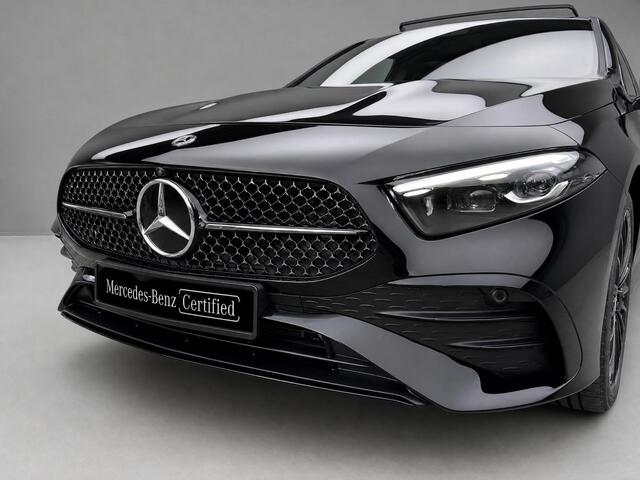 Mercedes-Benz A-KLASSE 250 e Business Solution AMG | AMG Plus Pakket | Night Pakket | Panoramadak | 360° Camera | Dodehoekassistent | Head-up Display | Advanced Sound System | MULTIBEAM LED Koplampen | Elektrisch Verstelbare Stoelen + Memory | Stoelverwarming | Sfeerverlichting | Apple CarPlay | Android Auto | Elektrisch Inklapbare Buitenspiegels | Parkeersensoren