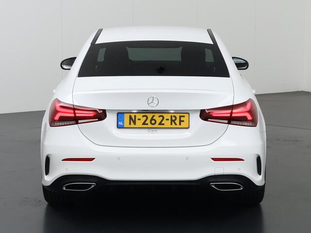 Mercedes-Benz A-KLASSE 200 Business Solution AMG | Night | Achteruitrijcamera | Sfeerverlichting | Privacybeglazing | Stoelverwarming | Apple Carplay | – foto 4