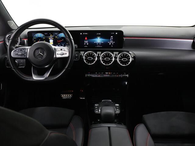 Mercedes-Benz A-KLASSE 200 Business Solution AMG | Night | Achteruitrijcamera | Sfeerverlichting | Privacybeglazing | Stoelverwarming | Apple Carplay | – foto 8