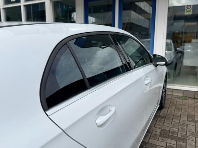 Mercedes-Benz A-KLASSE 160 Advantage I Navigatie I Camera I Cruise contr. I Climate