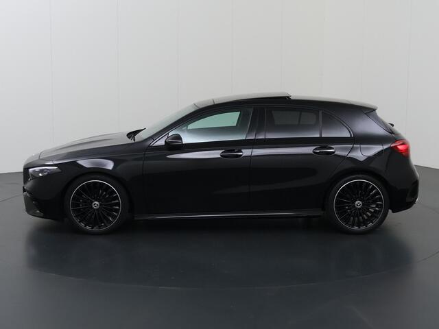 Mercedes-Benz A-KLASSE 180 AMG Line | Panoramadak | Matrix Led koplampen | Sportstoelen | Adaptieve Cruise control |