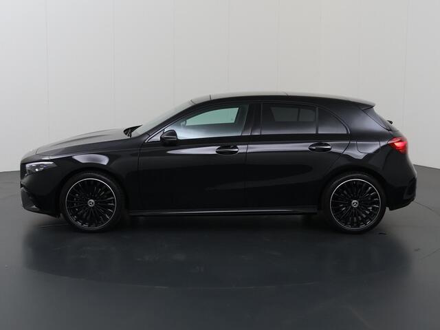 Mercedes-Benz A-KLASSE 250 e Business Solution AMG | Panoramaschuifdak | AMG Plus Line | Head up | Nightpakket | 19 inch AMG-velgen |