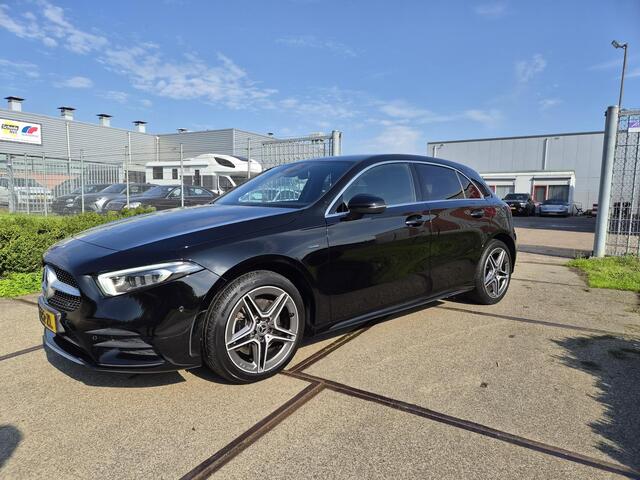 Mercedes-Benz A-KLASSE 250 e Business Solution AMG Limited