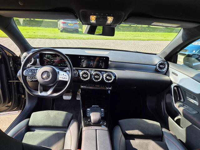 Mercedes-Benz A-KLASSE 250 e Business Solution AMG Limited
