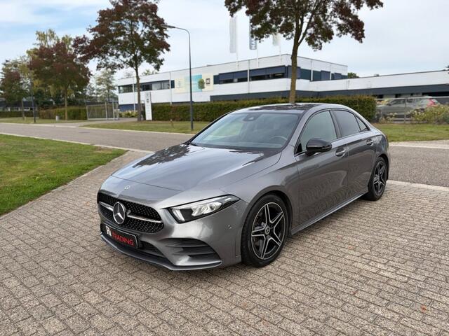 Mercedes-Benz A-KLASSE 200 AMG Night Pakket Navi Led