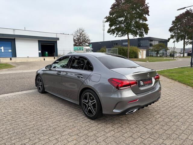 Mercedes-Benz A-KLASSE 200 AMG Night Pakket Navi Led