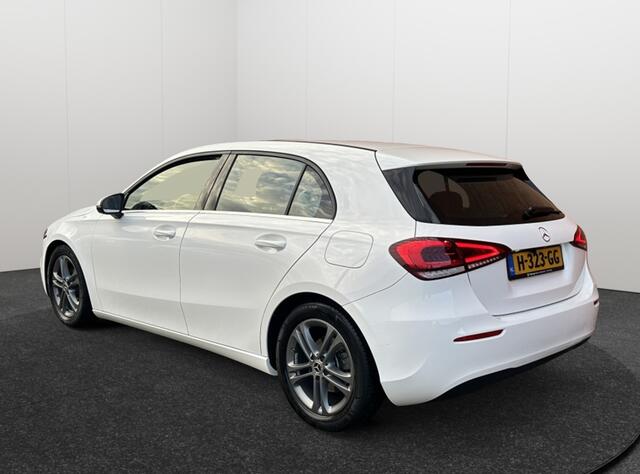Mercedes-Benz A-KLASSE Progressive Camera Navigatie Half leder Sportstoelen