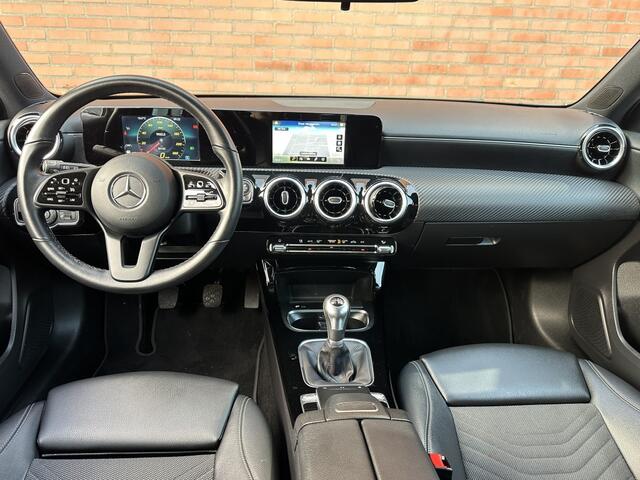 Mercedes-Benz A-KLASSE Progressive Camera Navigatie Half leder Sportstoelen