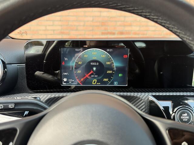 Mercedes-Benz A-KLASSE Progressive Camera Navigatie Half leder Sportstoelen