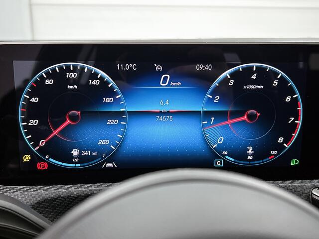 Mercedes-Benz A-KLASSE 160 Business Solution | Parkeerpakket met Camera | Ledkoplampen | Navigatie | Stoelverwarming | Inclusief 12 Maanden Garantie.