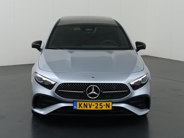 Mercedes-Benz A-KLASSE 180 Business Solution AMG | Panoramaschuifdak | Premium Plus pakket | Stoelverwarming | Achteruitrijcamera | MULTIBEAM LED |
